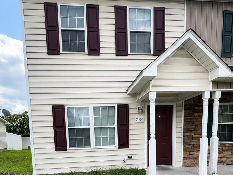 7001 Grandeur Ave — Photo 1