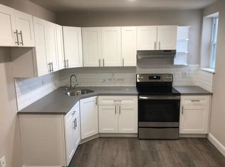 5425 Ridgewood St #2, Philadelphia, PA 19143