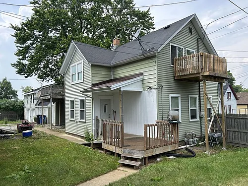 922-924 Elm St. (4 Unit) Photo 1