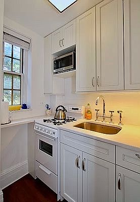 5th image of 115 W 86th St #4E