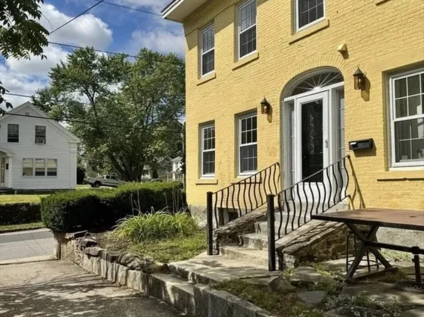22 School St #2, Southbridge, MA 01550