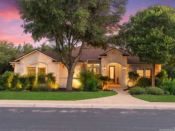 2nd image of 18006 EMERALD OAKS DR