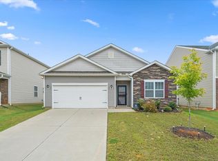 51 Oak Edge Ln, Greer, SC 29651