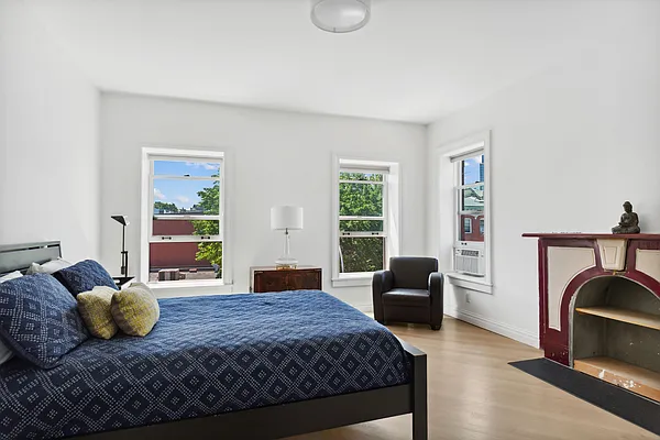 Rented by Corcoran | media 10