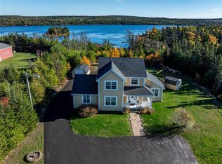 115 Western Island Pond Dr, Torbay, NL A1K1M1