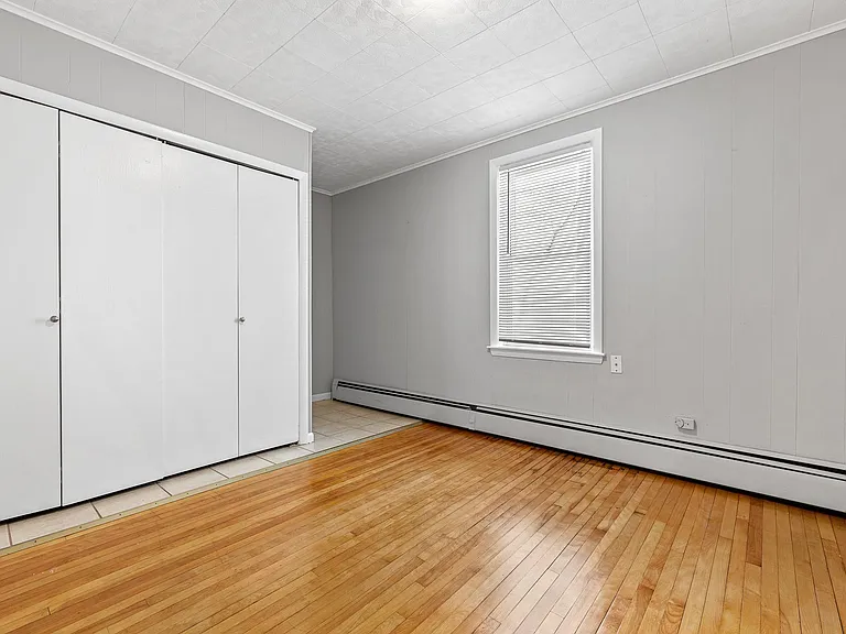 8 Bedford Ave #1 — Photo 14