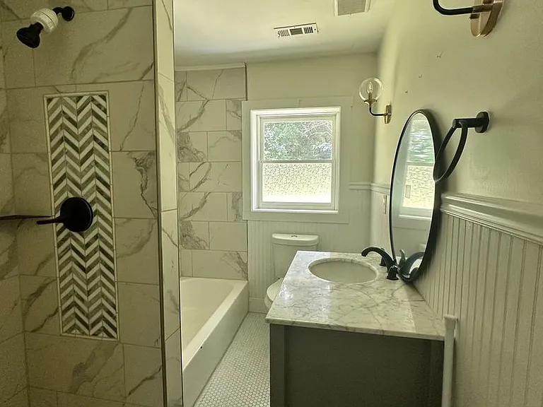 490 Barnett Dr — Photo 9