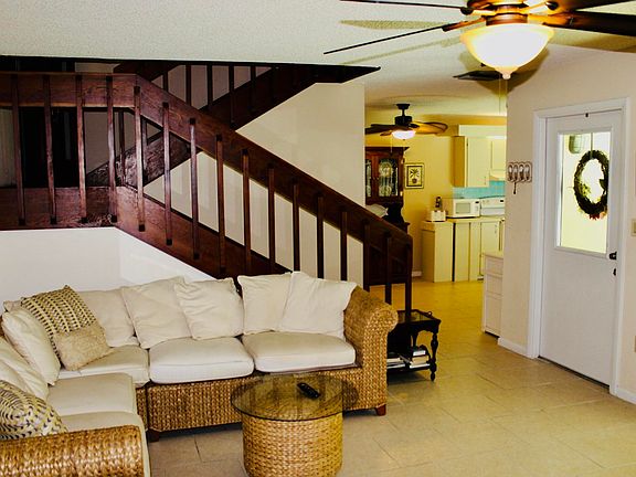 4th image of 3840 N Saxon Dr #D