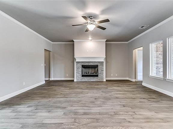 5th image of 15560 Willow Bay Dr