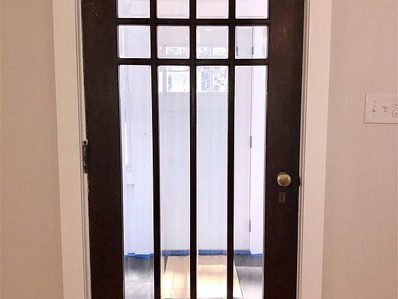 3rd image of 501 S Holmes St