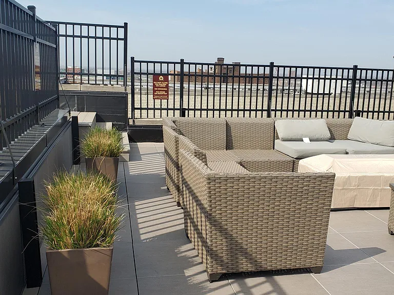 15 E Kirby St #326 — Photo 23