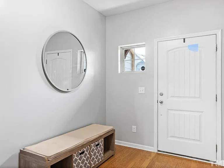 2438 Baslow Dr — Photo 2