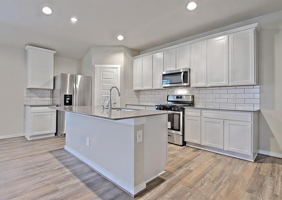 1st image of 19026 Derrington Manor Ln