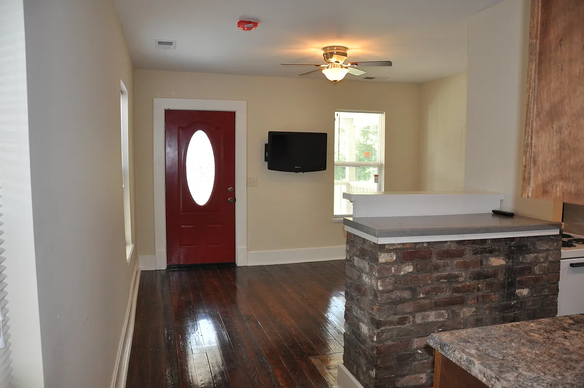 Building Photo - 417 Uhlan Ct