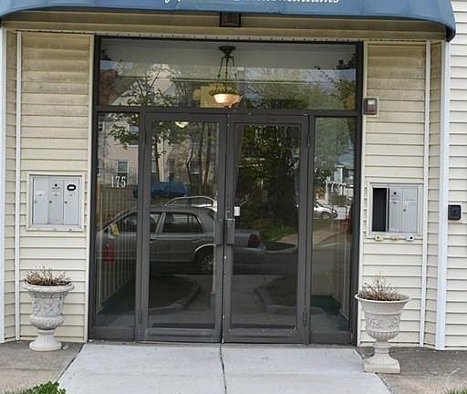 3rd image of 173-175 Shirley St #4