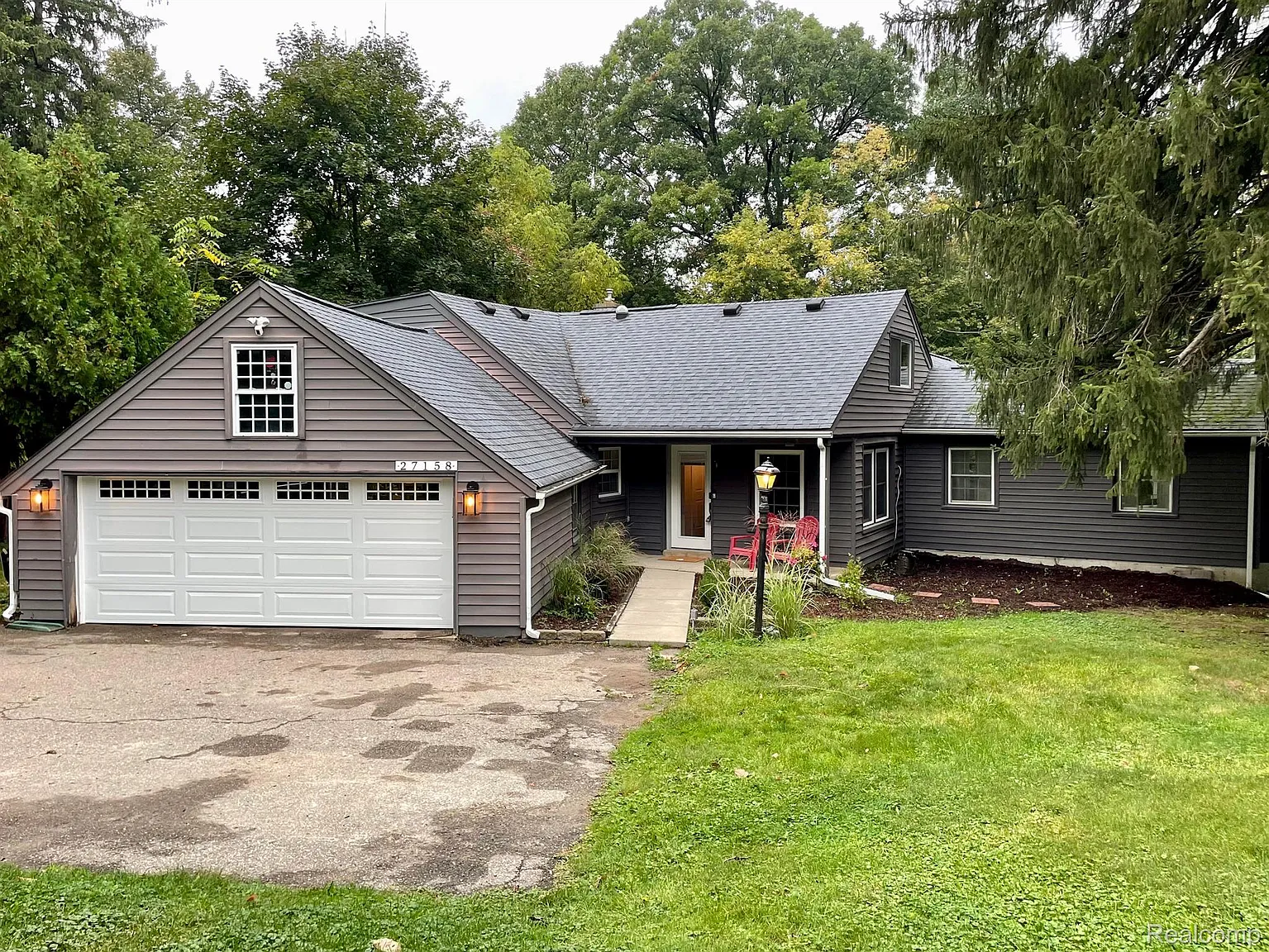 27158 W Forteen Mile Rd photo 1