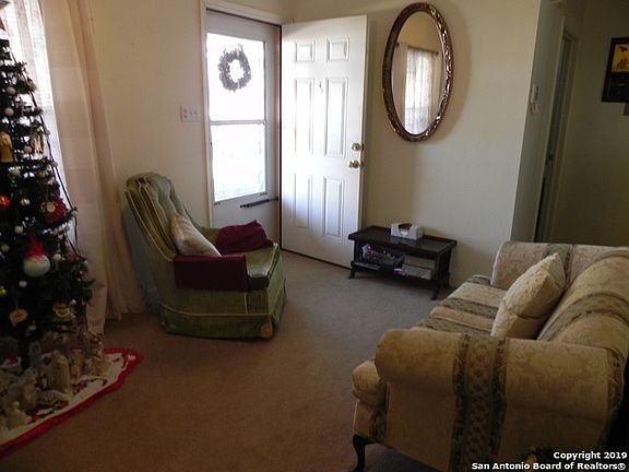 3rd image of 4412 Eldridge Ave