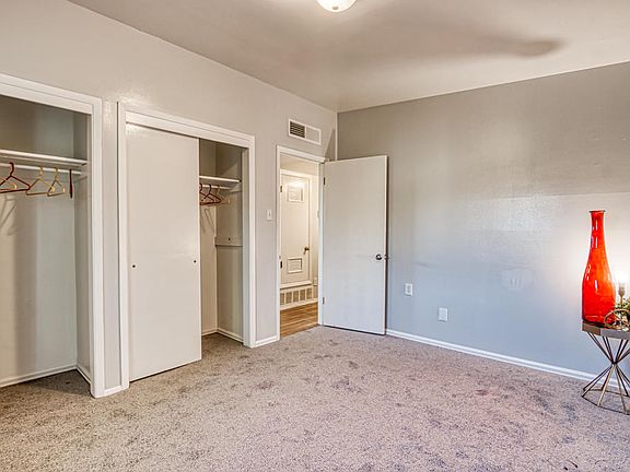 4th image of 5211 Wally Dr