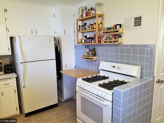 5th image of 2215 Maryland Ave E
