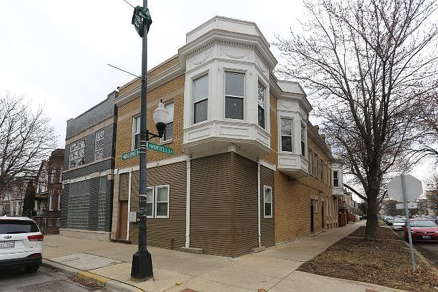 1st image of 3625 W Wrightwood Ave APT 2R