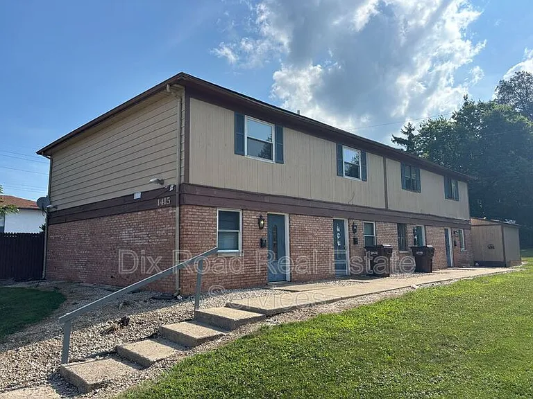 1415 Villa Ct #1 — Photo 1
