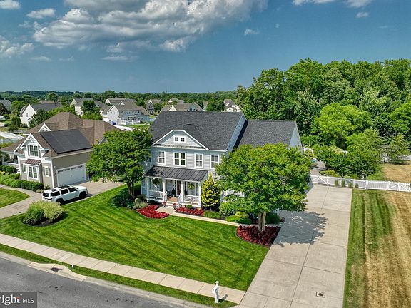 3rd image of 31297 Lakeview Blvd