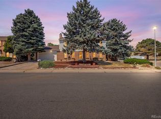 2405 S Granby Way, Aurora, CO 80014