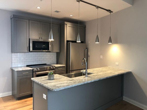 115 Willow Ave #303
