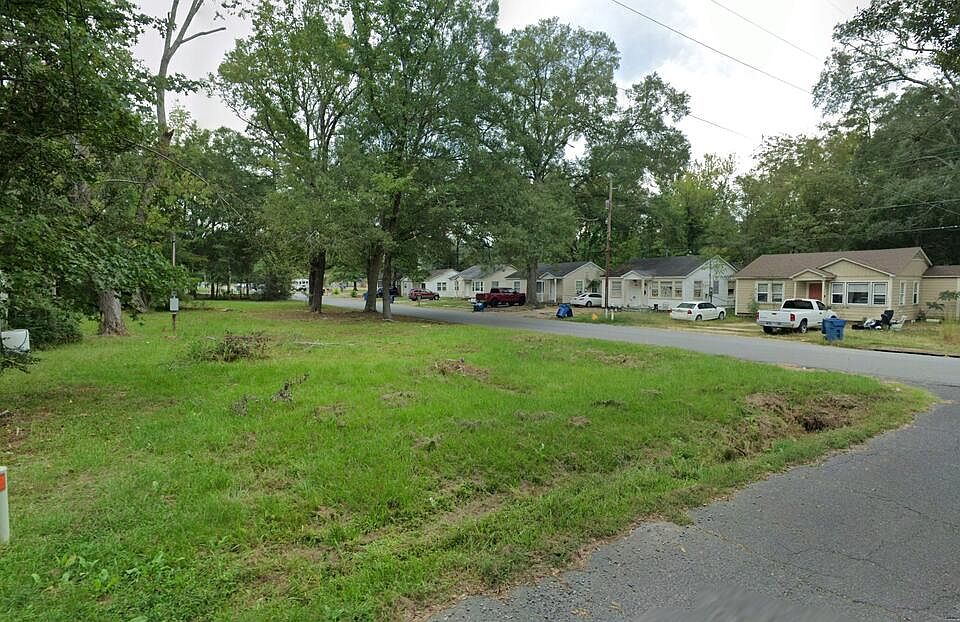 1st image of 1127 Roosevelt St