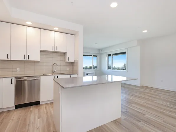 Wembley by Highstreet