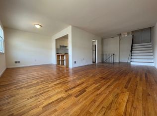 240-34 67th Ave #F2, Little Neck, NY 11362