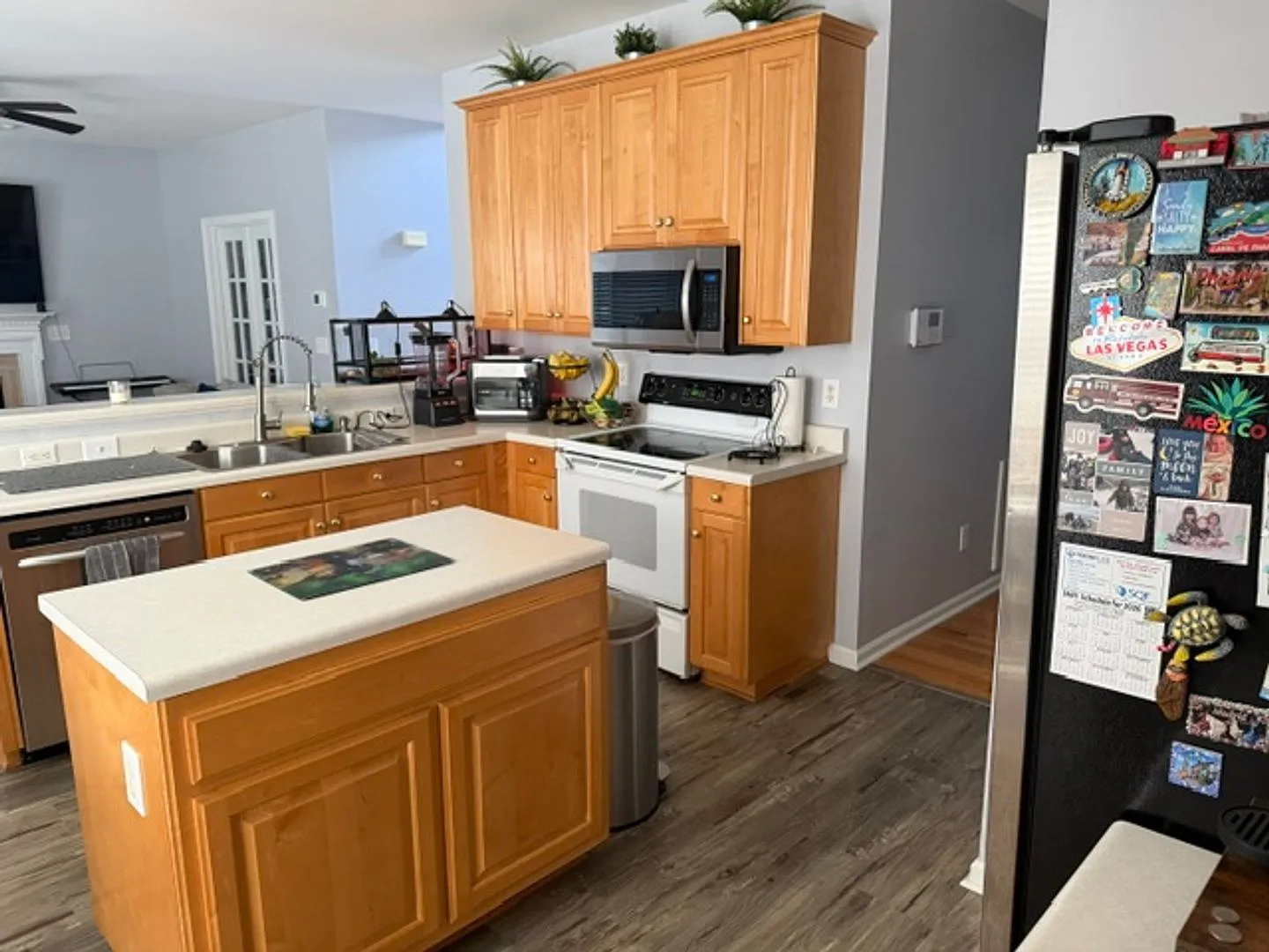 10402 Friargate Road — Photo 4