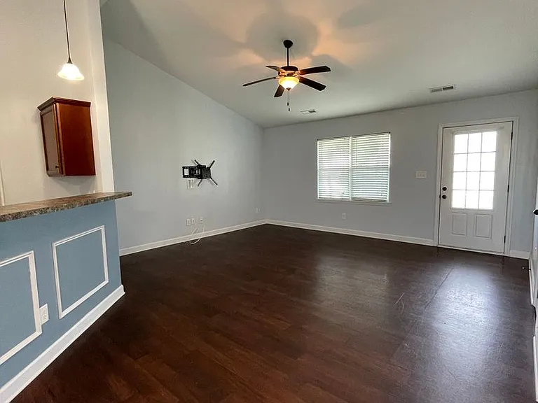 204 Misty Cove Ct — Photo 15