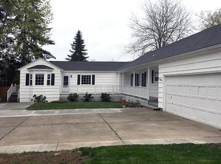 16200 SW Hart Rd #B, Beaverton, OR 97007