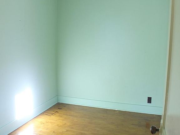 4th image of 1140 N Stevens St