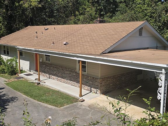 3rd image of 354 East Dr
