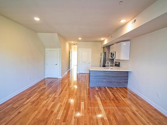 2nd image of 1647 Germantown Ave #B