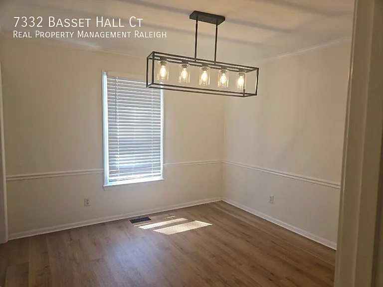 7332 Bassett Hall Ct — Photo 3