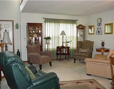 4th image of 573 Quail Hollow Dr N