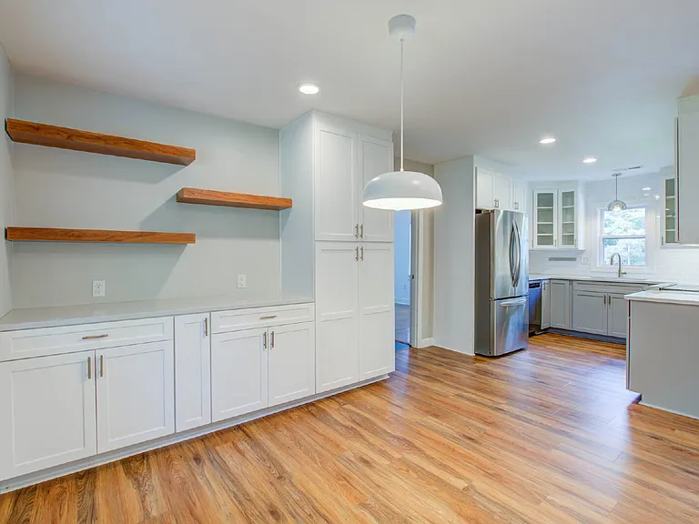 1307 Bob White Dr — Photo 5