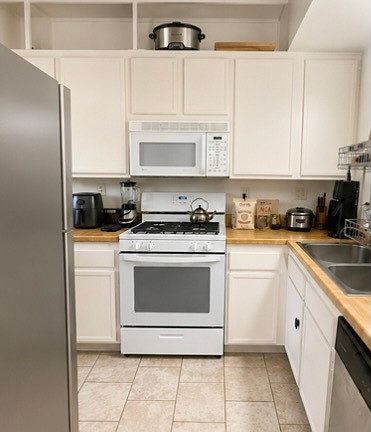 3rd image of 7150 Carlson Cir Unit 24