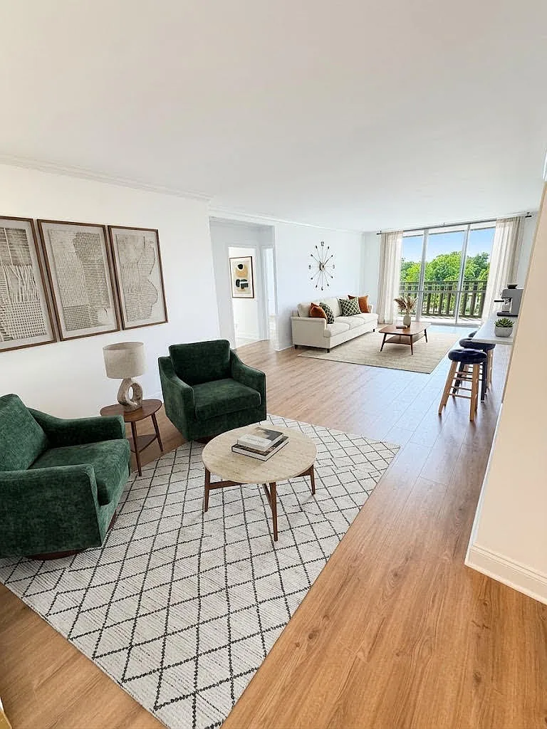 2 bed, 1300 sqft, $4,000 — Photo 1