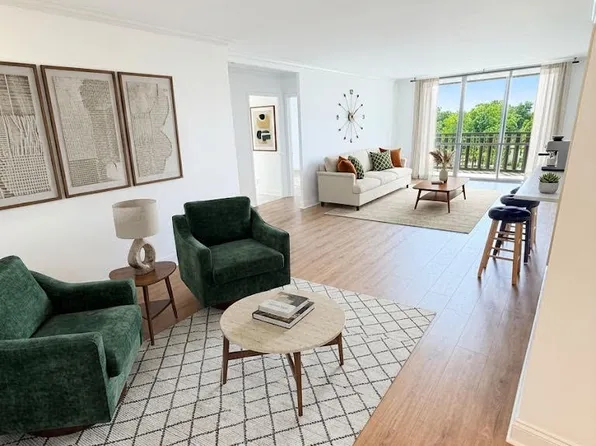 530 Valley Rd #7, Montclair, NJ 07043