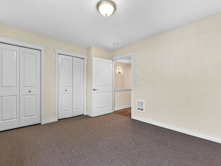 5760 Legoe Ave — Photo 45