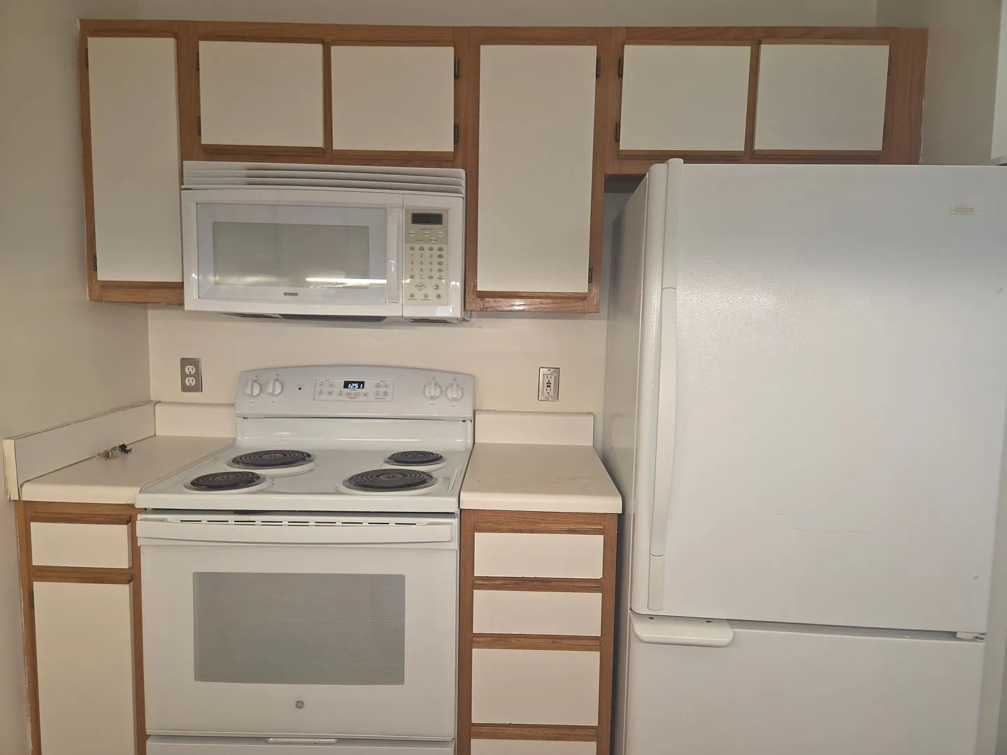 4 Bed 4 Bath condo at Lake Park. Individual room rentals available. Application fee credited to y... — Photo 3