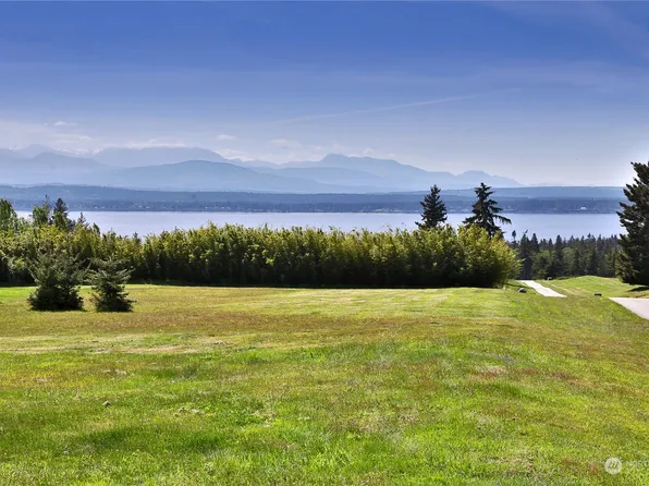 596 Peters Road, Greenbank, WA 98253