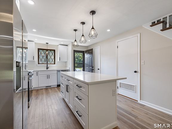 3rd image of 214 Cedar Hollow Drive #214