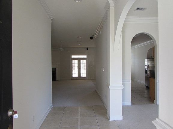 4th image of 4615 Foxborough Ave