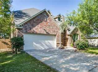 2327 Oak Mnr, Arlington, TX 76012