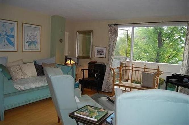 2nd image of 31 Concord Ave APT 4